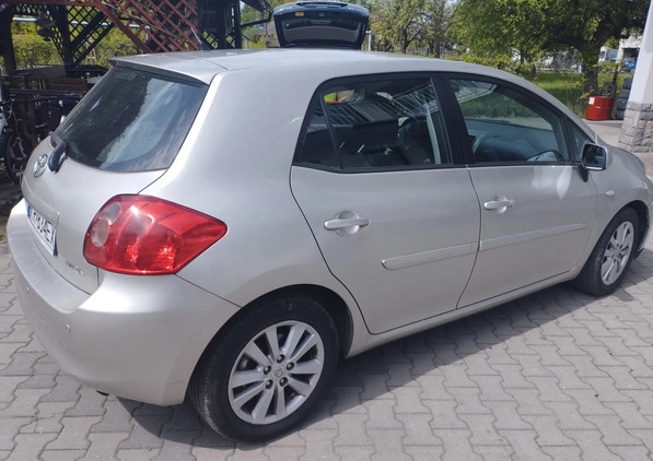 Toyota Auris cena 8500 przebieg: 356000, rok produkcji 2007 z Kraków małe 67